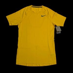 Nike Breathe Pro Men’s Short Sleeve Dri-fit Training Top Shirt